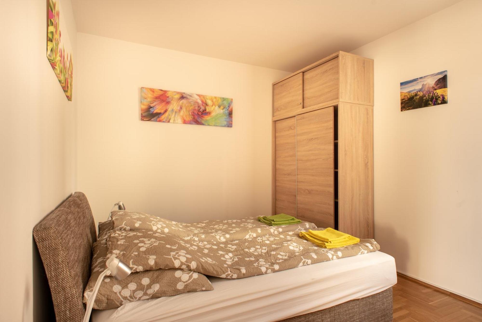 Modor Apartman Alsopahok Ngoại thất bức ảnh
